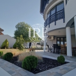 Къща в с. Рогачево, Област Добрич - 300 кв.м за 570 €/кв.м - Снимка #1