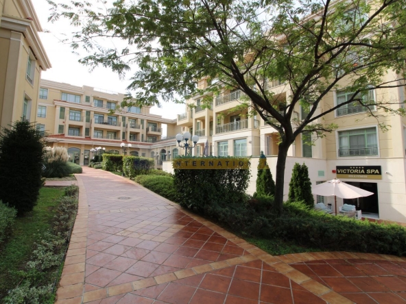 Двустаен апартамент в Черноморец - 80 кв.м за 940 €/кв.м - Снимка #1