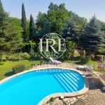 Къща в Варна, Аспарухово - 310 кв.м за 836 €/кв.м - Снимка #1