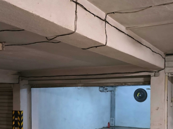 Гараж / Паркомясто в София, Медицинска академия - 22 кв.м за 1971 €/кв.м - Снимка #1