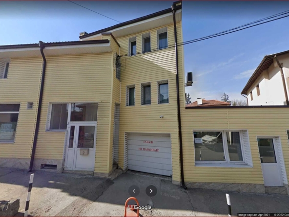 Дава се под наем Магазин в Перник, Пригаров район - 44 кв.м за 408.51 € - Снимка #1