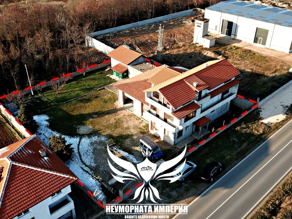 Промишлена сграда в Асеновград - 1500 кв.м за 141 €/кв.м - Снимка #1