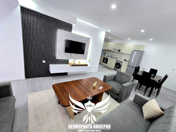 Тристаен апартамент в Асеновград - 146 кв.м за 741 €/кв.м - Снимка #1