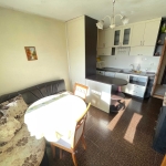 Дава се под наем Тристаен апартамент в Благоевград, Широк център - 85 кв.м за 388.62 € - Снимка #1