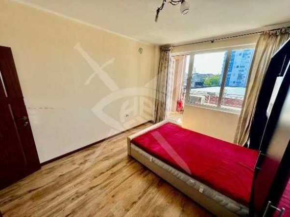 Двустаен апартамент в Бургас, Зорница - 60 кв.м за 1403 €/кв.м - Снимка #1