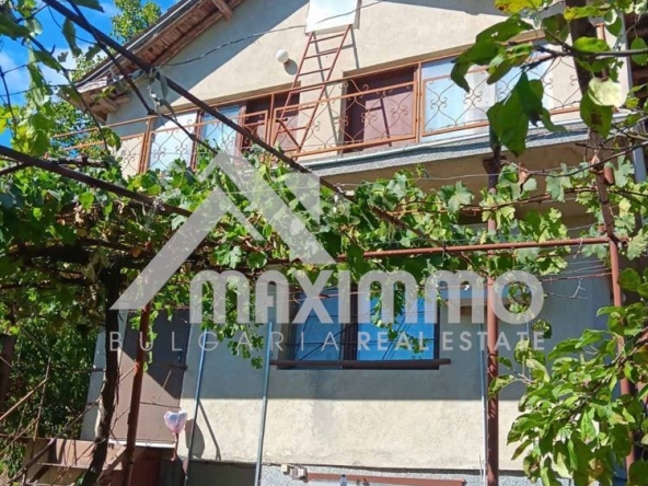 Къща в с. Осеново, Област Варна - 70 кв.м за 554 €/кв.м - Снимка #1