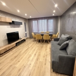 Дава се под наем Двустаен апартамент в Перник, Изток - 70 кв.м за 448.8 € - Снимка #1