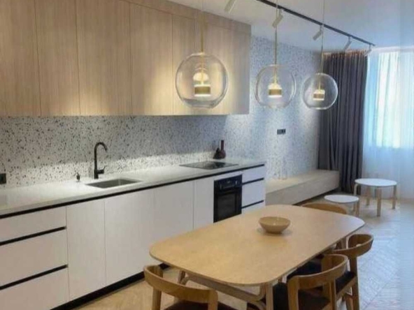 Дава се под наем Двустаен апартамент в Пловдив, Христо Смирненски - 69 кв.м за 348.84 € - Снимка #1