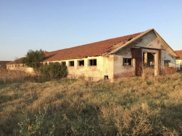 Парцел в Елхово - 4337 кв.м за 12 €/кв.м - Снимка #1