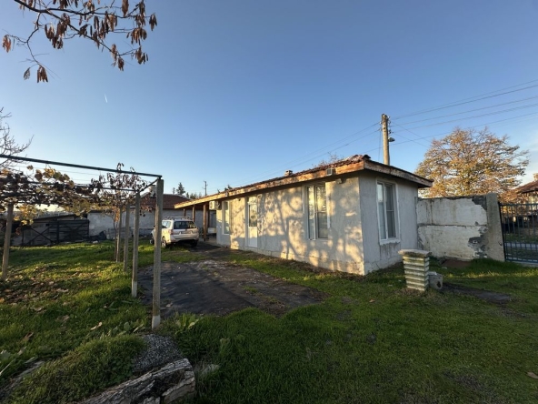 Къща в Нова Загора - 200 кв.м за 115 €/кв.м - Снимка #1