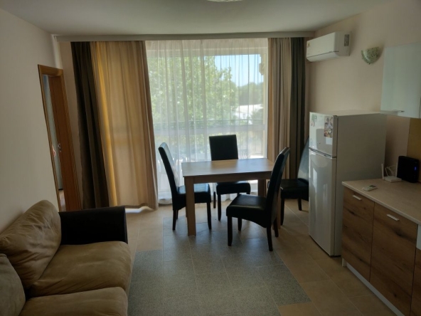 Дава се под наем Тристаен апартамент в с. Кранево, Област Добрич - 67 кв.м за 994.5 € - Снимка #1