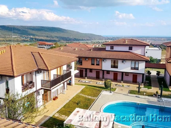 Къща в с. Рогачево, Област Добрич - 130 кв.м за 427 €/кв.м - Снимка #1