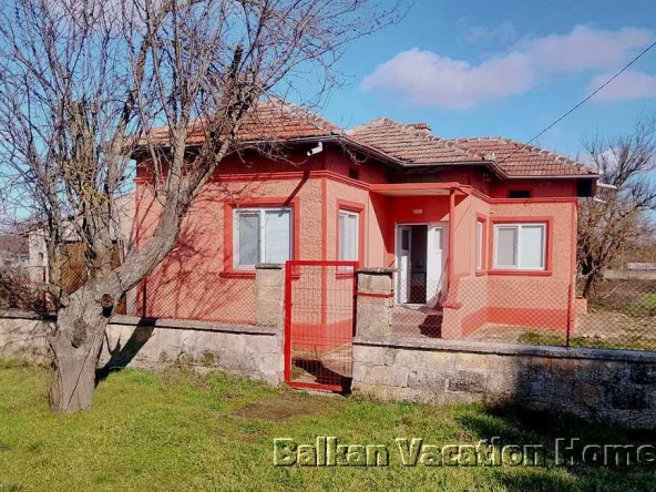 Къща в с. Чернооково, Област Шумен - 125 кв.м за 278 €/кв.м - Снимка #1