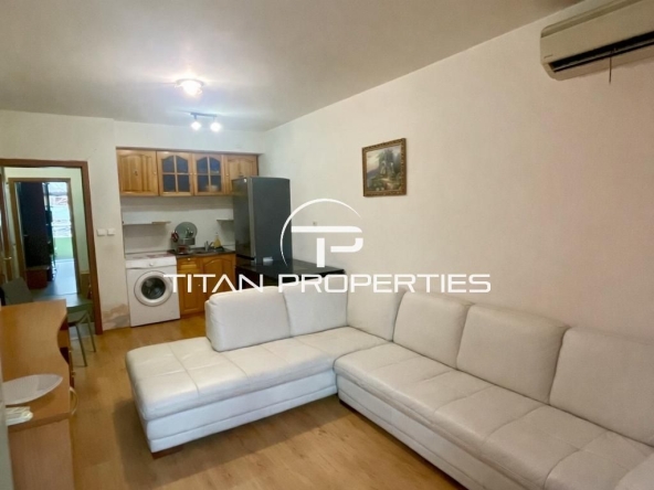 Дава се под наем Двустаен апартамент в Бургас, Възраждане - 70 кв.м за 398.82 € - Снимка #1