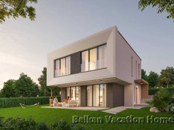 Къща в с. Оброчище, Област Добрич - 150 кв.м за 816 €/кв.м - Снимка #1