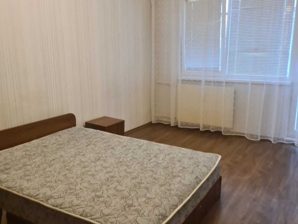 Дава се под наем Едностаен апартамент в София, Люлин 5 - 48 кв.м за 398.82 € - Снимка #1