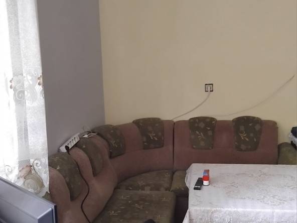 Етаж от къща в Кюстендил, Център - 78 кв.м за 405 €/кв.м - Снимка #1