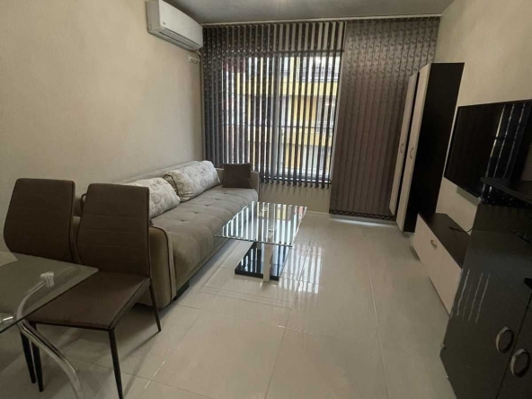 Дава се под наем Двустаен апартамент в Пловдив, Младежки Хълм - 70 кв.м за 323.85 € - Снимка #1