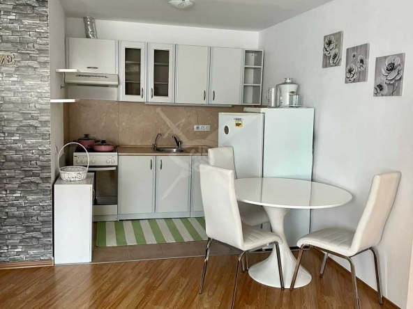 Тристаен апартамент в Свети Влас - 165 кв.м за 556 €/кв.м - Снимка #1