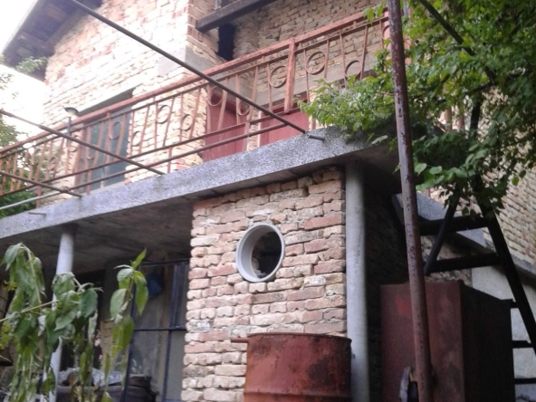 Къща в Шумен, м-т Под Манастира - 64 кв.м за 232 €/кв.м - Снимка #1