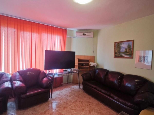 Къща в Свети Влас - 200 кв.м за 345 €/кв.м - Снимка #1