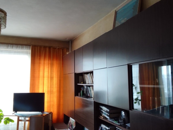 Тристаен апартамент в Перник, Изток - 89 кв.м за 601 €/кв.м - Снимка #1