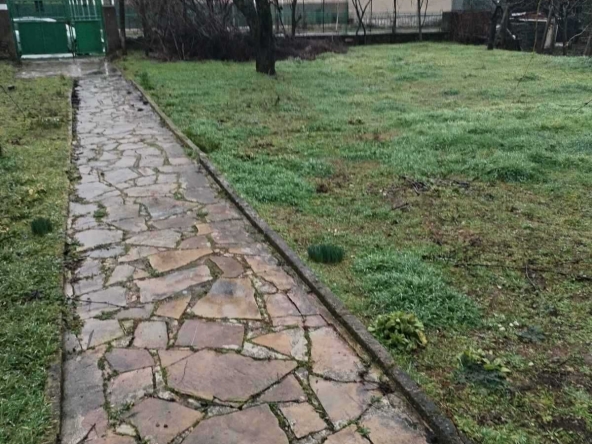 Дава се под наем Етаж от къща в с. Богомилово, Област Стара Загора - 45 кв.м за 278.97 € - Снимка #1