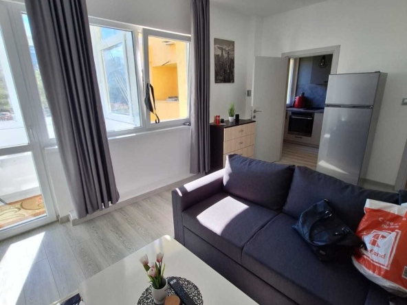 Дава се под наем Едностаен апартамент в Пловдив, Тракия - 38 кв.м за 248.88 € - Снимка #1