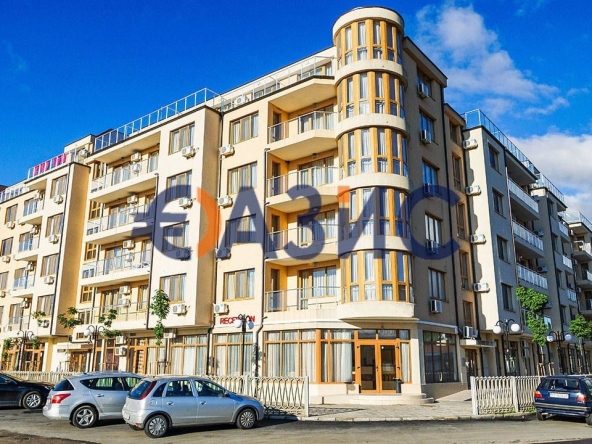 Тристаен апартамент в Несебър - 96 кв.м за 617 €/кв.м - Снимка #1