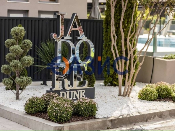 Двустаен апартамент в к.к. Слънчев бряг - 64 кв.м за 1016 €/кв.м - Снимка #1