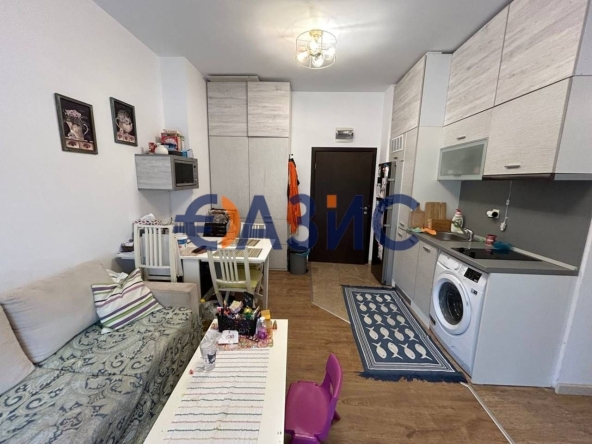 Двустаен апартамент в к.к. Слънчев бряг - 47 кв.м за 781 €/кв.м - Снимка #1