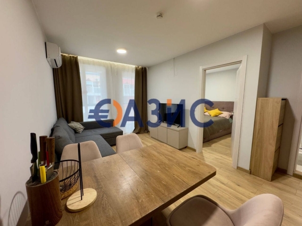 Двустаен апартамент в к.к. Слънчев бряг - 44 кв.м за 1264 €/кв.м - Снимка #1