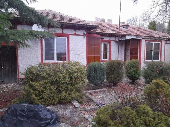 Къща в с. Спасово, Област Добрич - 105 кв.м за 391 €/кв.м - Снимка #1