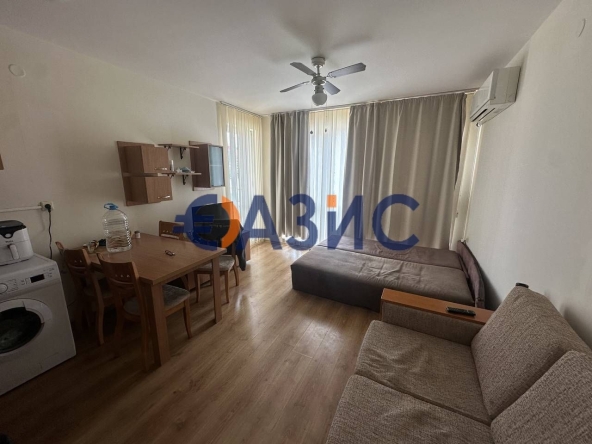Двустаен апартамент в к.к. Слънчев бряг - 80 кв.м за 567 €/кв.м - Снимка #1