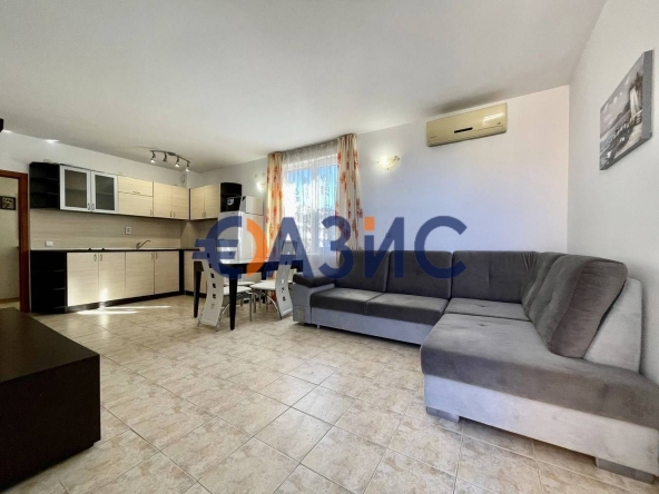 Тристаен апартамент в Свети Влас - 92 кв.м за 776 €/кв.м - Снимка #1