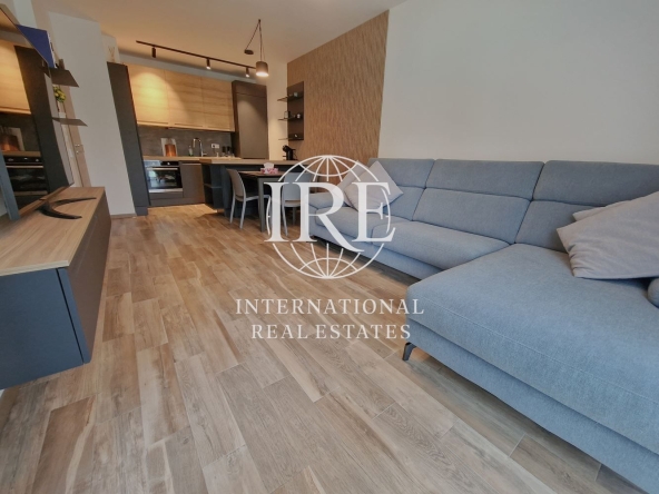 Двустаен апартамент в к.к. Св.Св. Константин и Елена - 64 кв.м за 1969 €/кв.м - Снимка #1