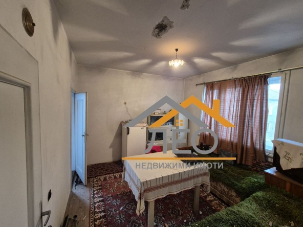 Етаж от къща в Севлиево - 140 кв.м за 729 €/кв.м - Снимка #1