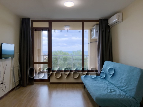 Двустаен апартамент в к.к. Златни пясъци - 70 кв.м за 645 €/кв.м - Снимка #1