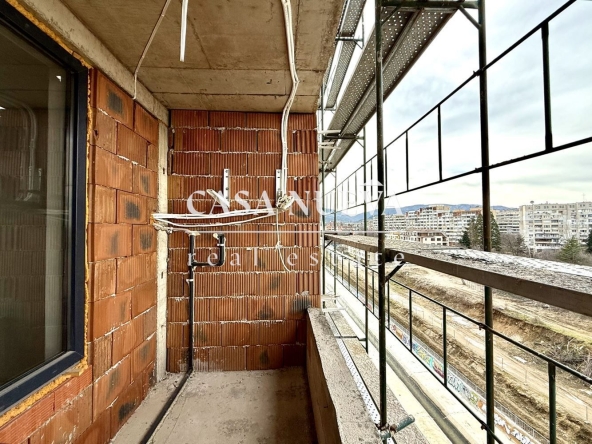 Тристаен апартамент в София, Овча купел - 105 кв.м за 1302 €/кв.м - Снимка #1