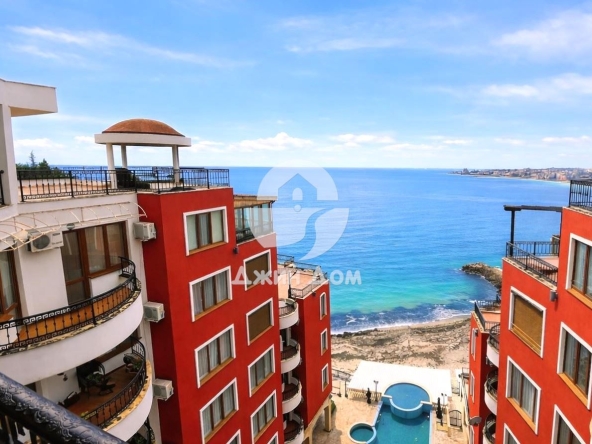 Четиристаен апартамент в Несебър - 182 кв.м за 1850 €/кв.м - Снимка #1