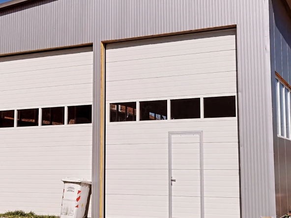 Дава се под наем Склад в с. Пиперево, Област Кюстендил - 200 кв.м за 637.5 € - Снимка #1