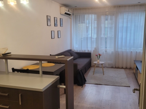 Дава се под наем Двустаен апартамент в София, Зона Б-18 - 67 кв.м за 638.01 € - Снимка #1