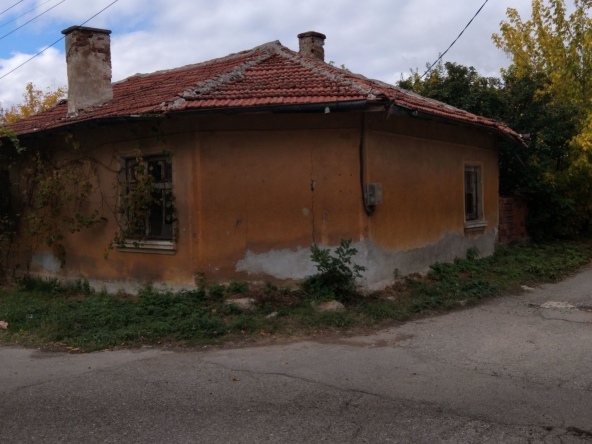 Къща в Дупница - 75 кв.м за 1020 €/кв.м - Снимка #1