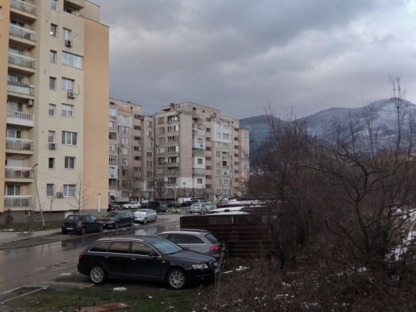 Парцел в Дупница - 1050 кв.м за 36 €/кв.м - Снимка #1