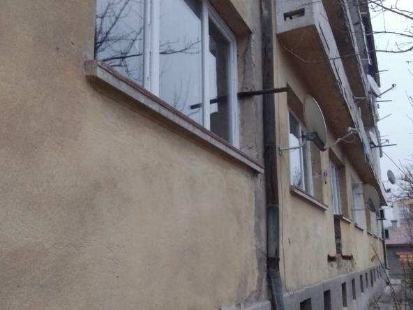 Тристаен апартамент в Бобов дол - 65 кв.м за 338 €/кв.м - Снимка #1