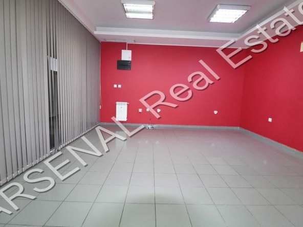 Дава се под наем Офис в София, Център - 29 кв.м за 298.86 € - Снимка #1