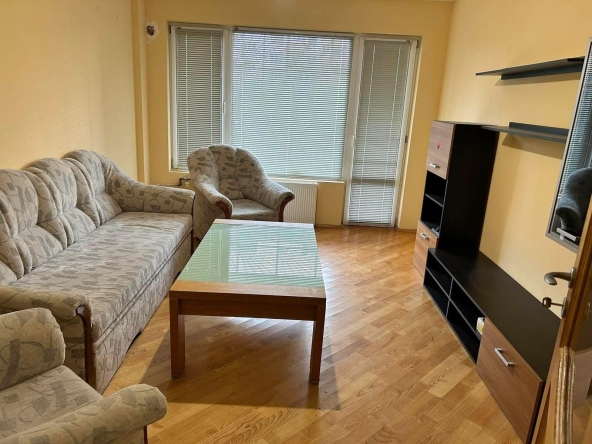 Дава се под наем Тристаен апартамент в Варна, Кайсиева градина - 100 кв.м за 448.8 € - Снимка #1