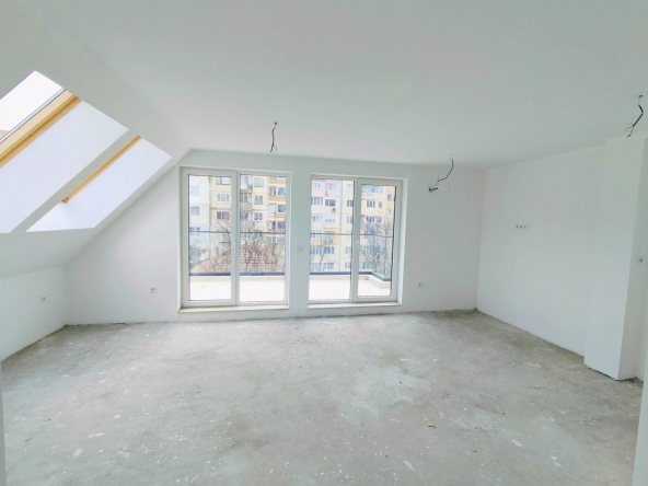 Мезонет в Варна, Левски - 117 кв.м за 955 €/кв.м - Снимка #1