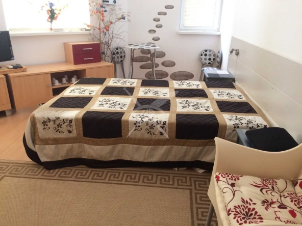 Едностаен апартамент в к.к. Слънчев бряг - 50 кв.м за 541 €/кв.м - Снимка #1