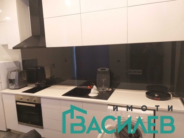 Дава се под наем Едностаен апартамент в София, Център - 40 кв.м за 508.47 € - Снимка #1